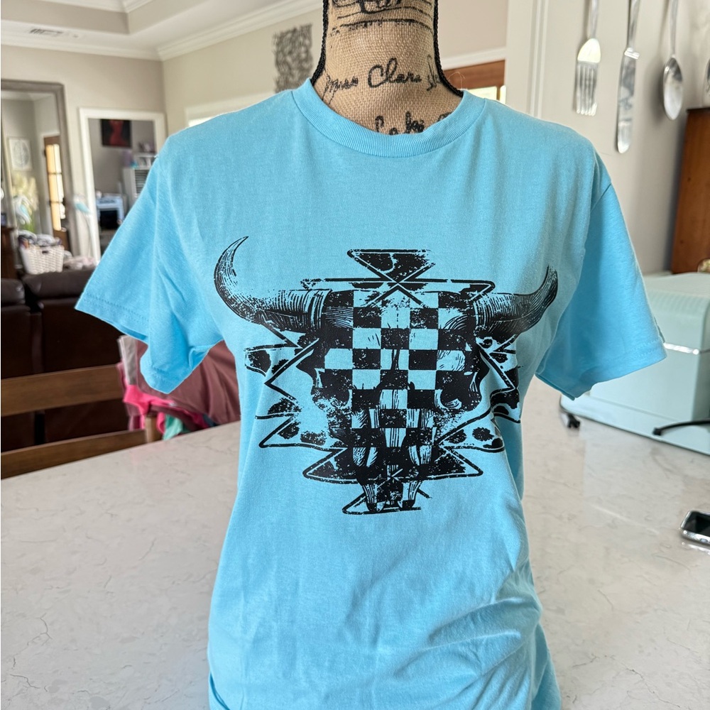 Gildan Light Blue Bull Graphic Tee